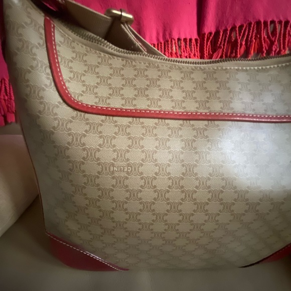 Authentic Unisex Celine crossbody bag made in Italy - Picture 4 of 15